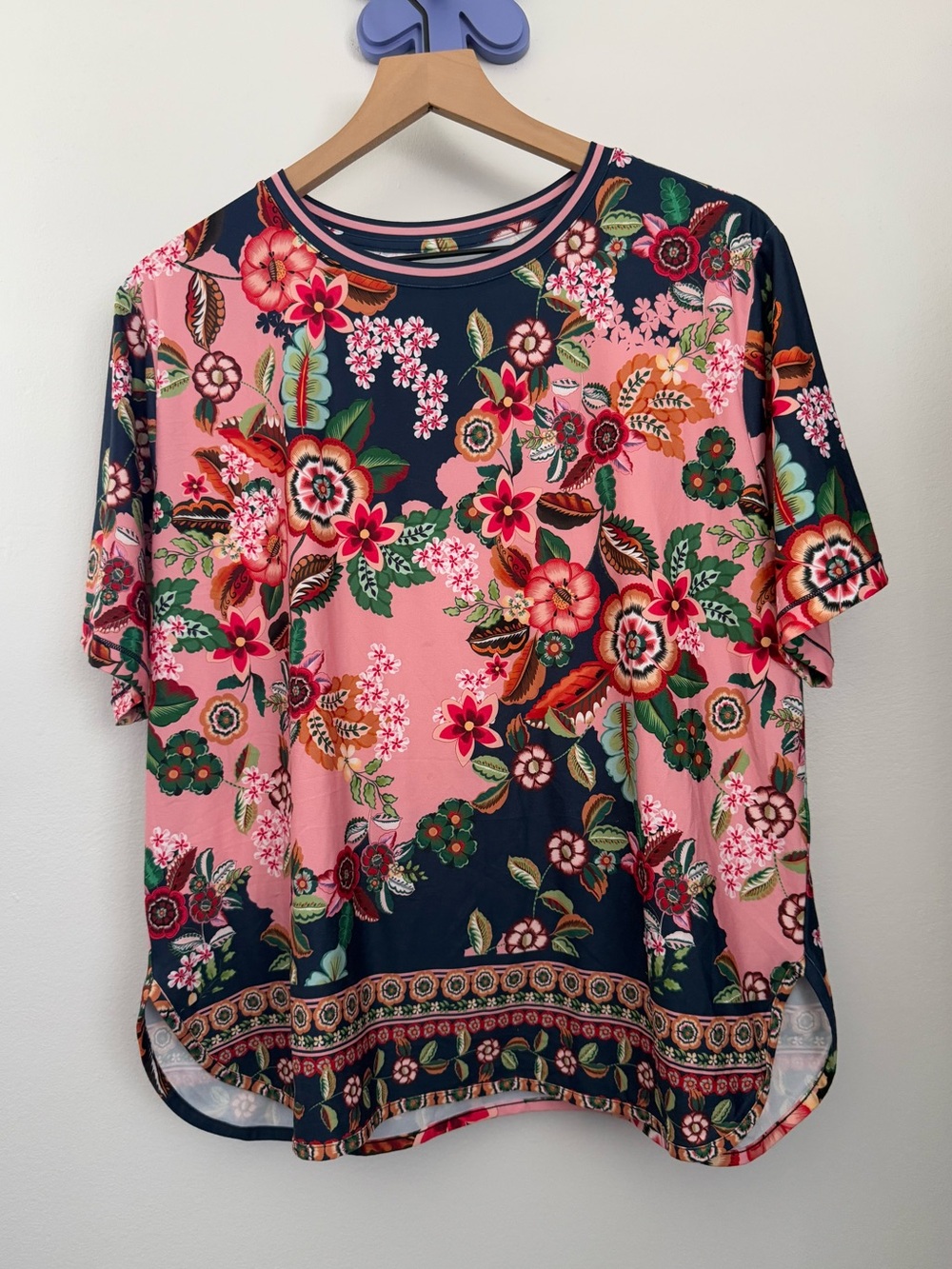 Johnny Was Medium Bee Active Short Sleeve Oversize Crop Tee Clarkwood Pink